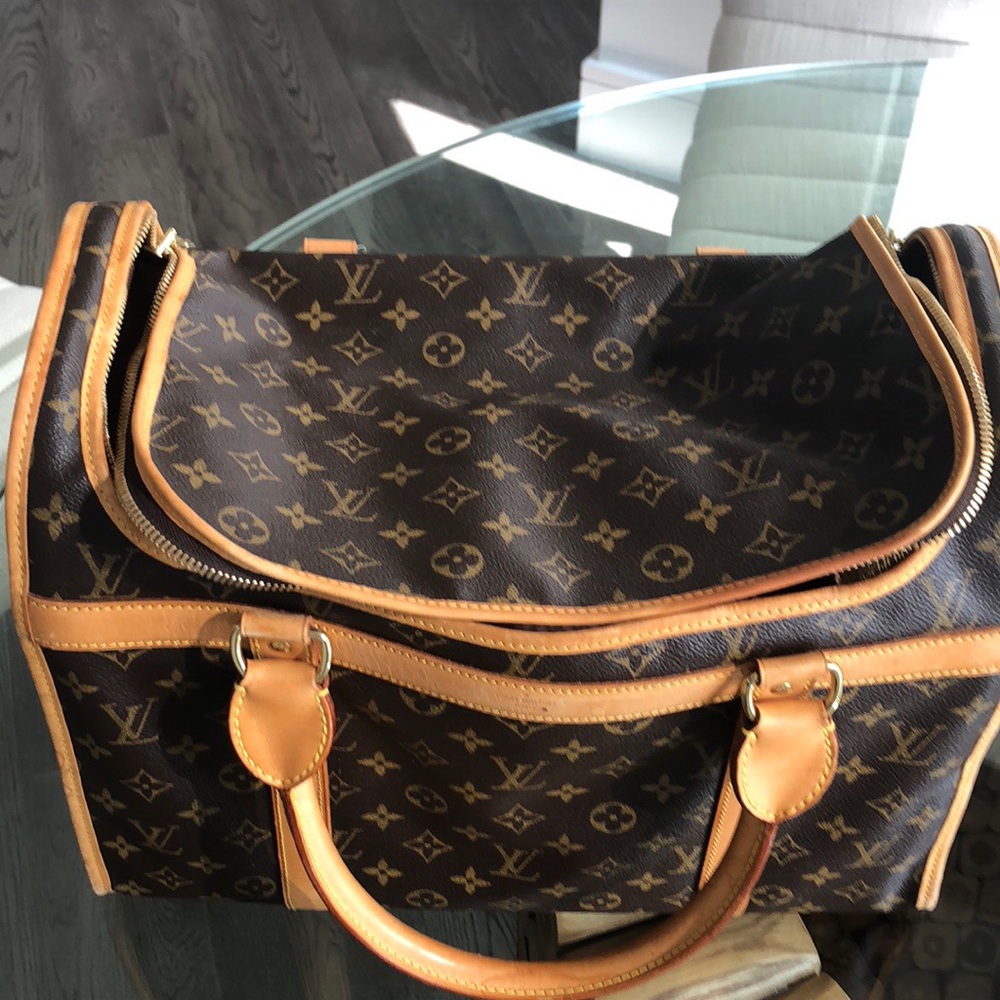 SOLD.Louis Vuitton monogram sac chien 40 pet SOLD